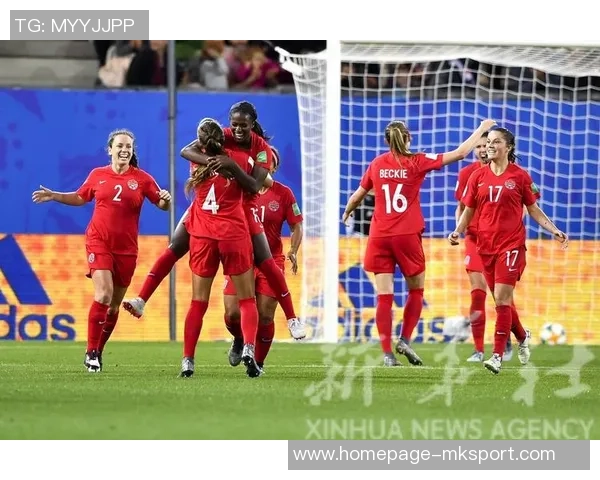 加拿大与马提尼克足球赛精彩比分揭晓引发热议