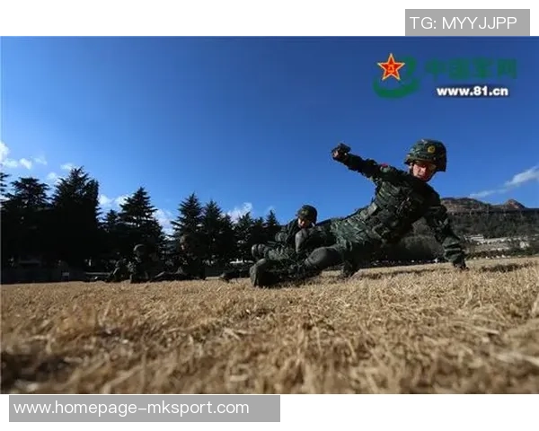 和平精英战术分析：深入探讨FPX战队的防守策略与应对技巧